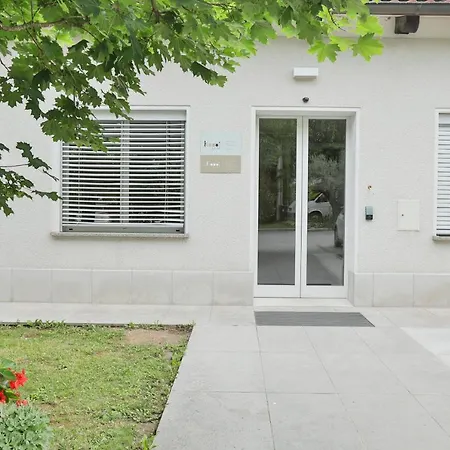 krevet i doručak Prenocisca Kogoj 4*