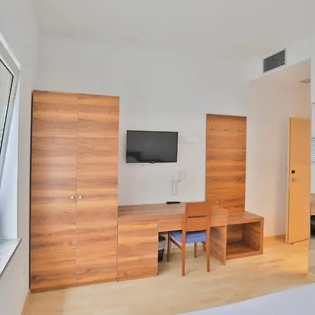 Prenocisca Kogoj 4* Miren