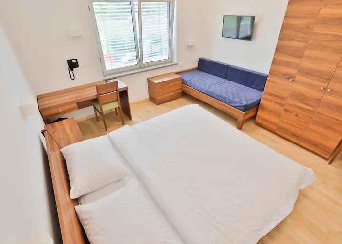 Prenocisca Kogoj Miren