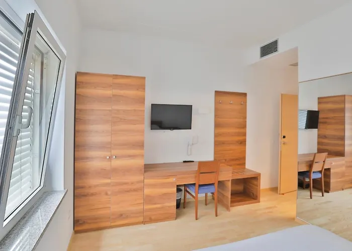 Prenocisca Kogoj 4* Miren